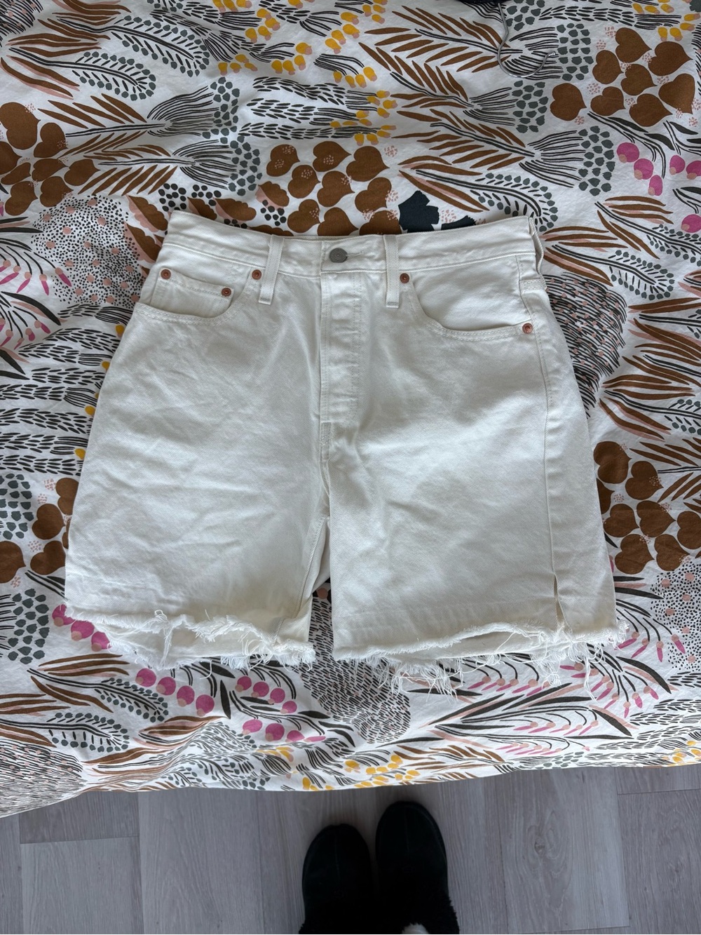 Levi's White High-Rise Denim Shorts